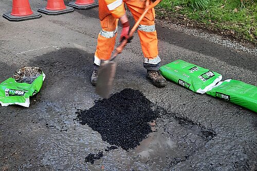 Repair of a pothole