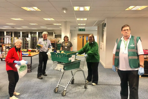 org.uk/files/2020/04/Lib-Dem-Cllrs-help-at-Foodbank-1024x799.jpeg