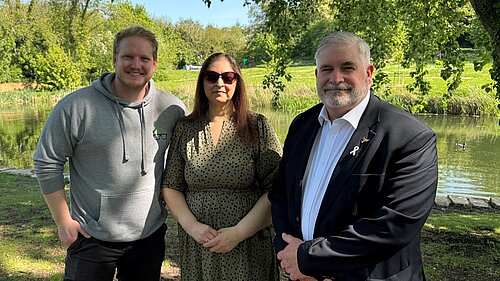 Arthur Ellis charity and Cllr Duncan Banks